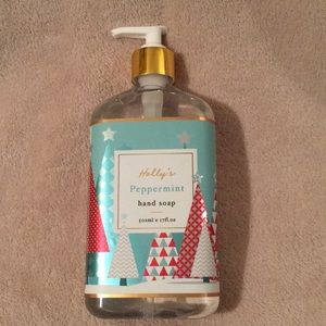 Holiday Hollys Peppermint Hand Soap large 17 oz